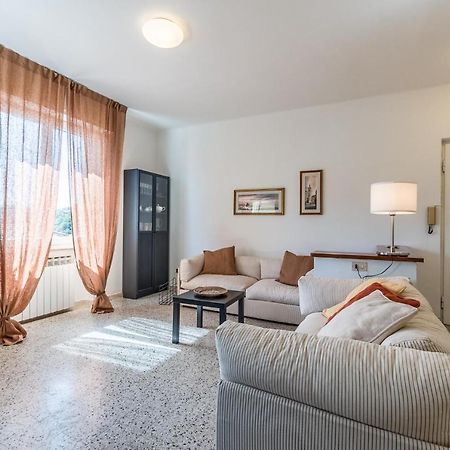 Sunshine House Lerici Apartment ภายนอก รูปภาพ