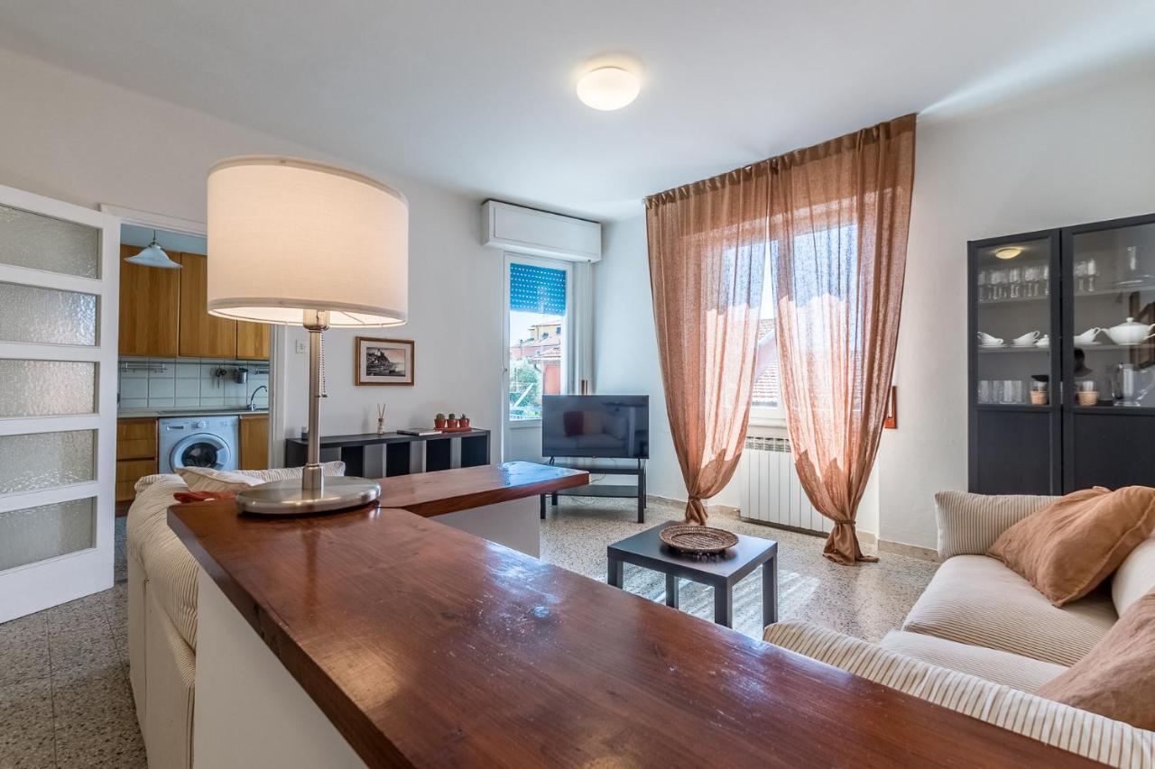 Sunshine House Lerici Apartment ภายนอก รูปภาพ