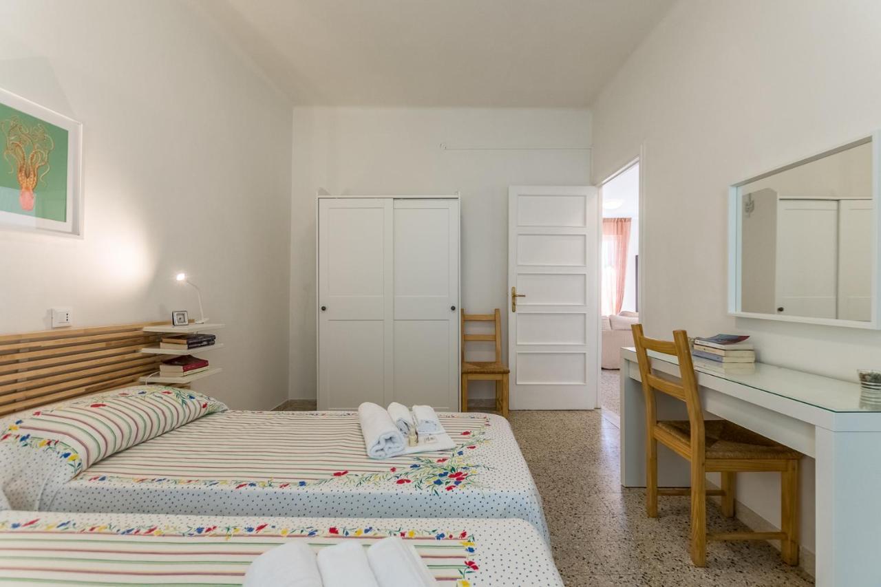 Sunshine House Lerici Apartment ภายนอก รูปภาพ