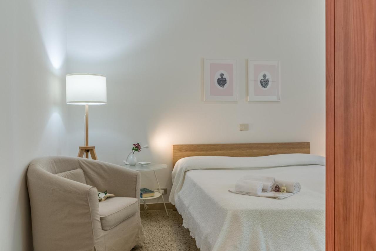 Sunshine House Lerici Apartment ภายนอก รูปภาพ